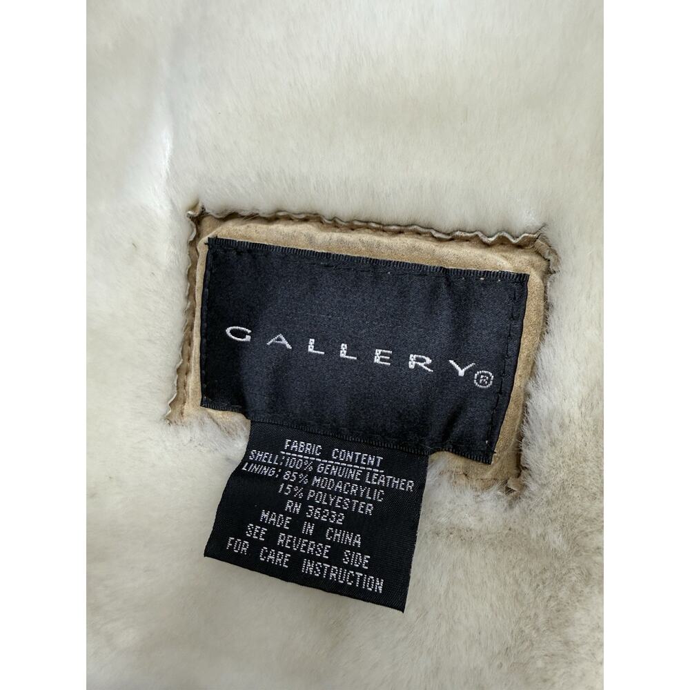 Gallery Beige Shearling Hooded Coat Faux Fur Trim Y2K Winter Jacket - Picture 9 of 10